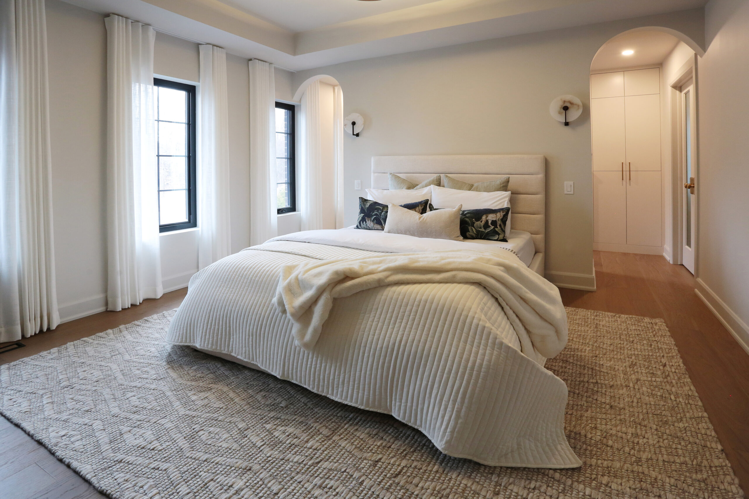 Yaletown.Harmony.LHBA.GreenHome.SiftonProperies2023Bedroom (1)